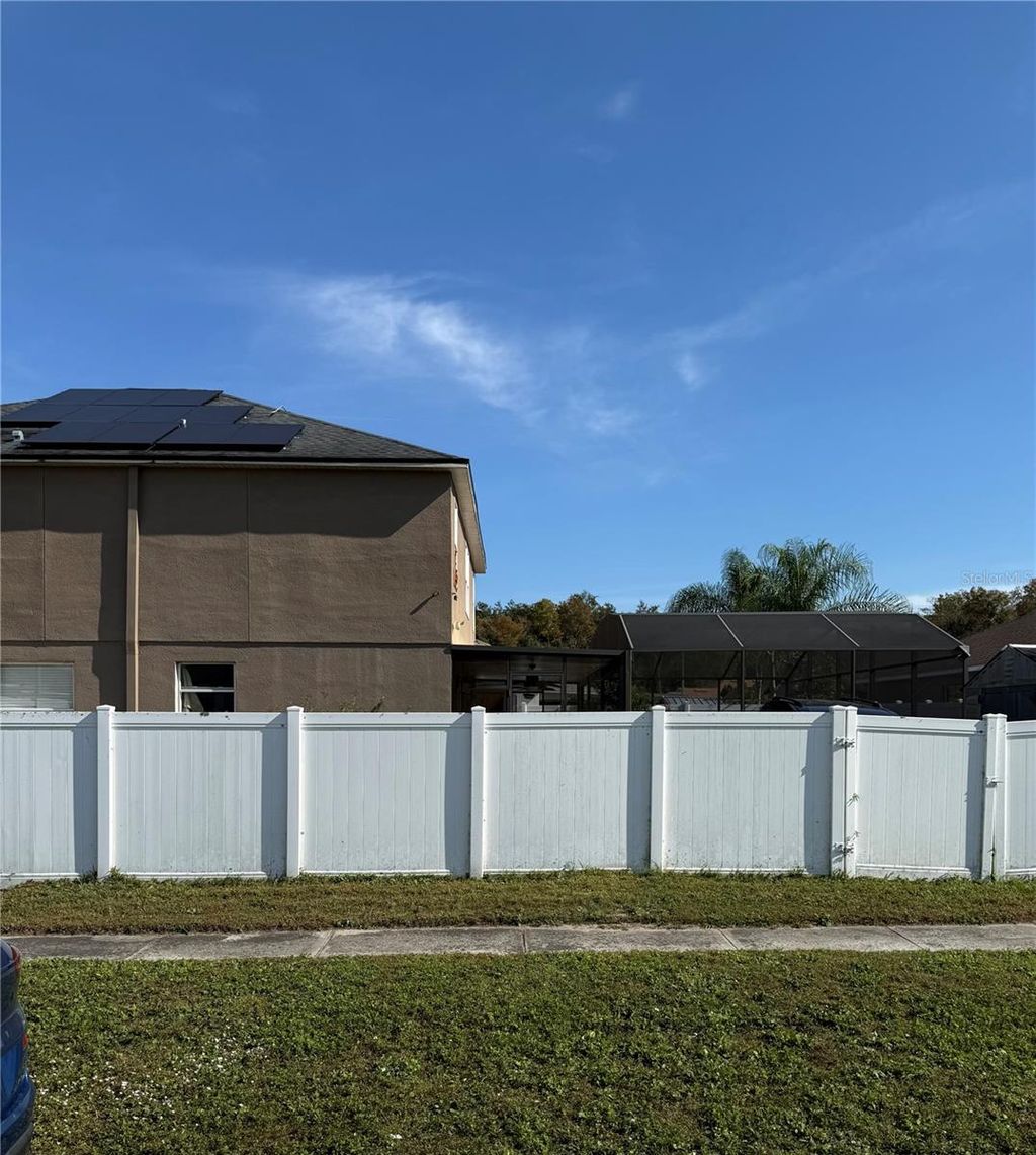Photo of 1900 Onyx Ct, Kissimmee, FL 34743 (MLS # O6365563)