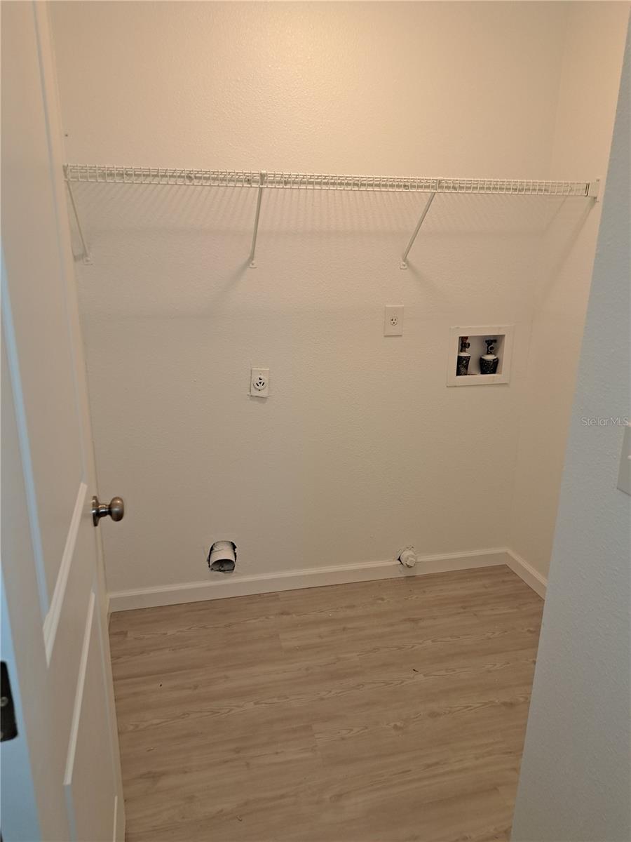 PEBBLE POINTE UNIT 02 - Residential Lease