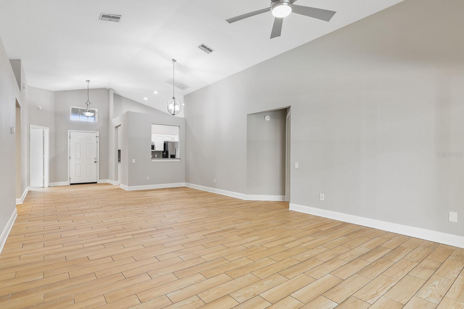 CALUSA TRACE UNIT 13 - Residential