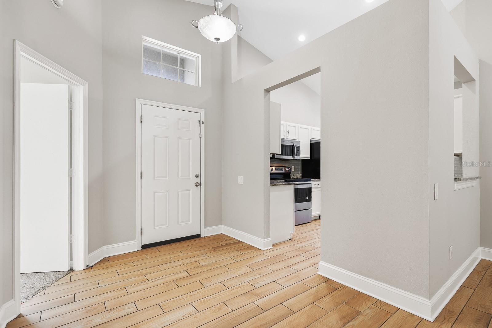 4214 PINE ISLE DRIVE