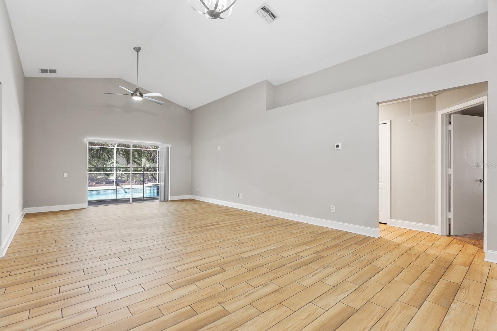 CALUSA TRACE UNIT 13 - Residential