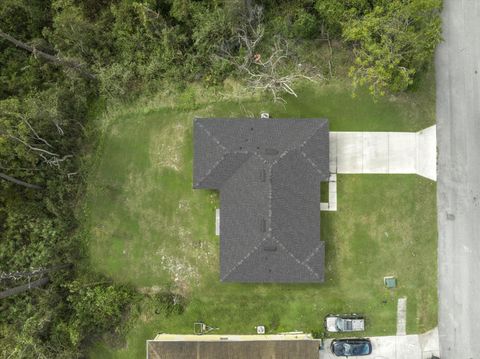 A home in DELTONA