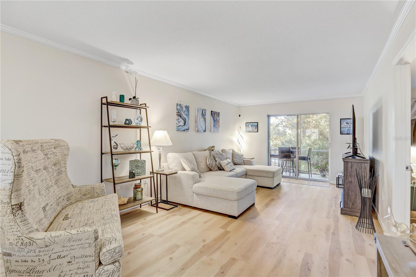 BAYSHORE ON THE LAKE APTS II SEC 3 - Residential