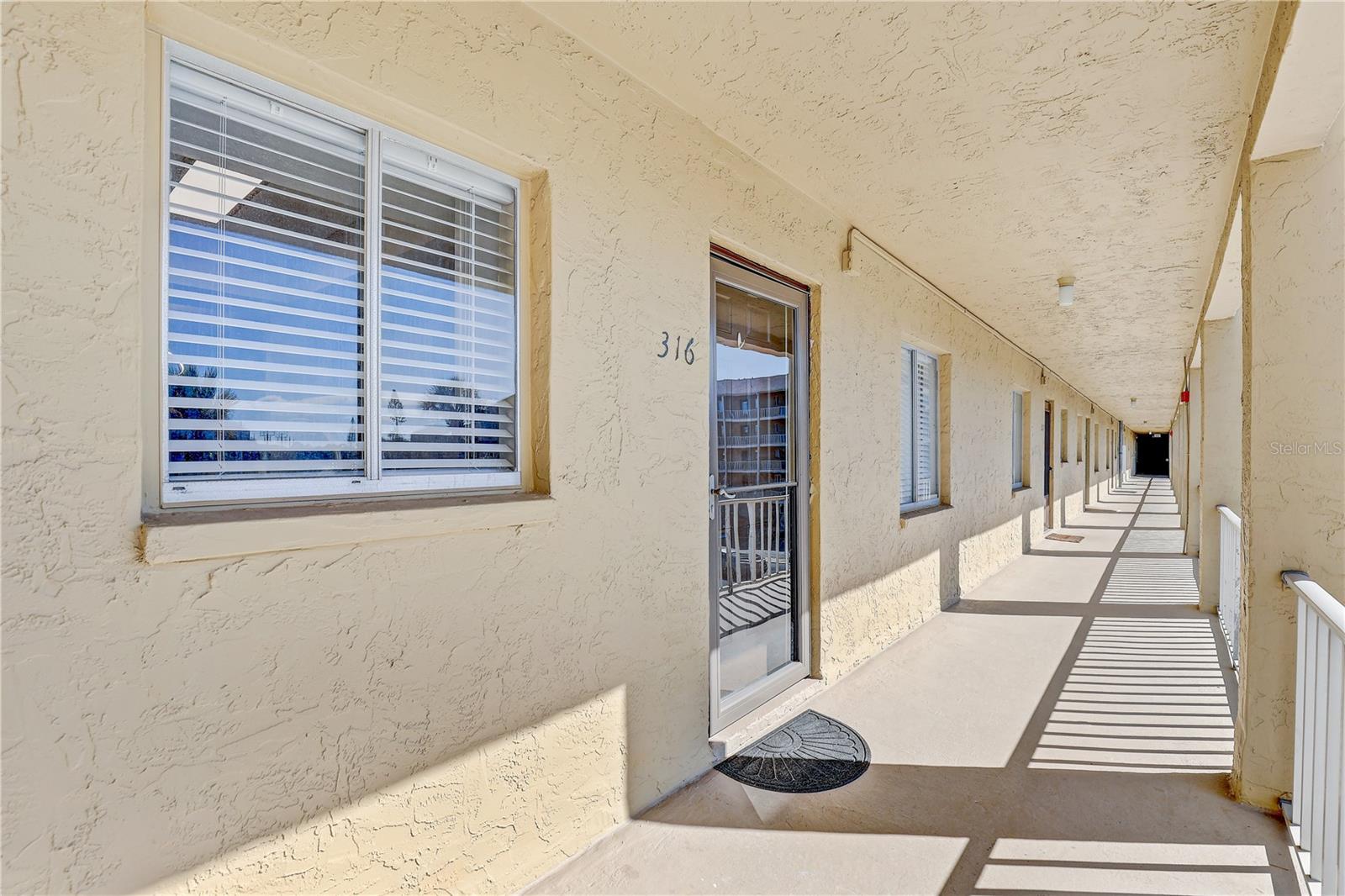 BAYSHORE ON THE LAKE APTS II SEC 3 - Residential