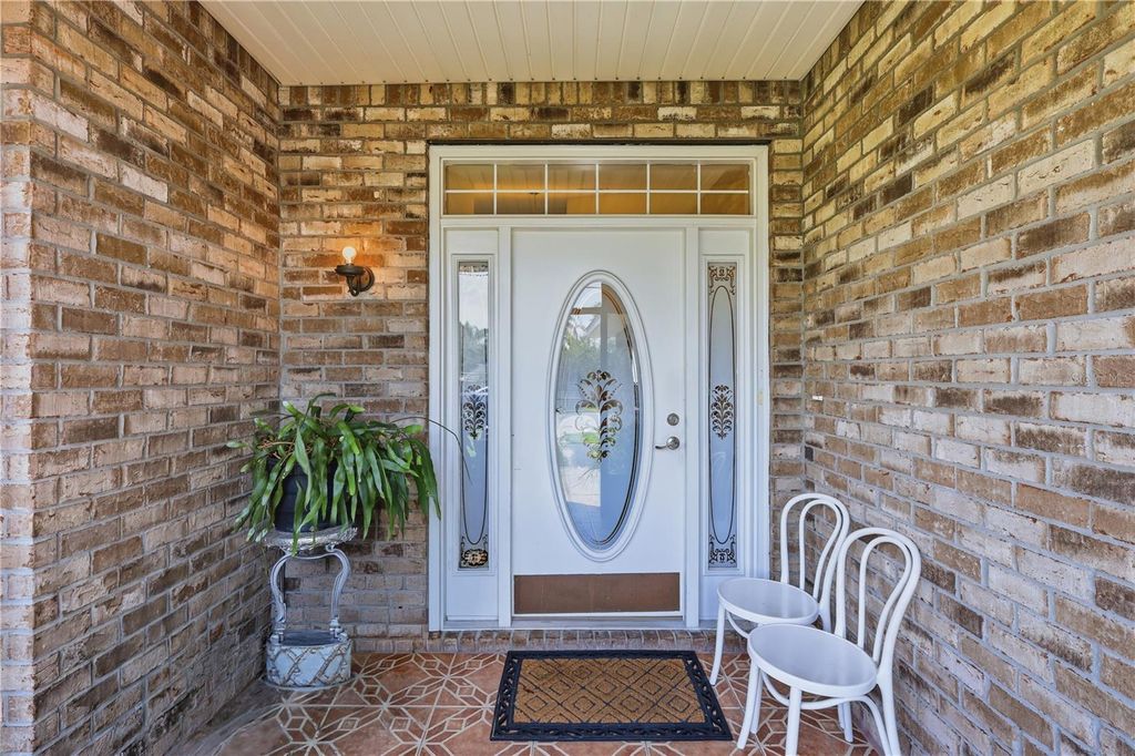 Photo of 964 Fort Smith Boulevard, Deltona, FL 32738 (MLS # V4949738)