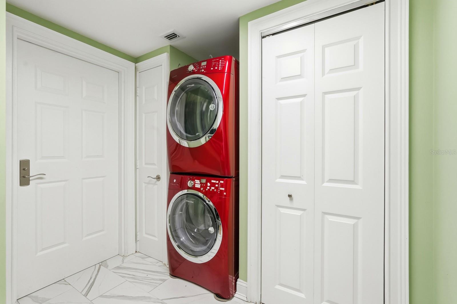 HAMMOCK DUNES - Residential