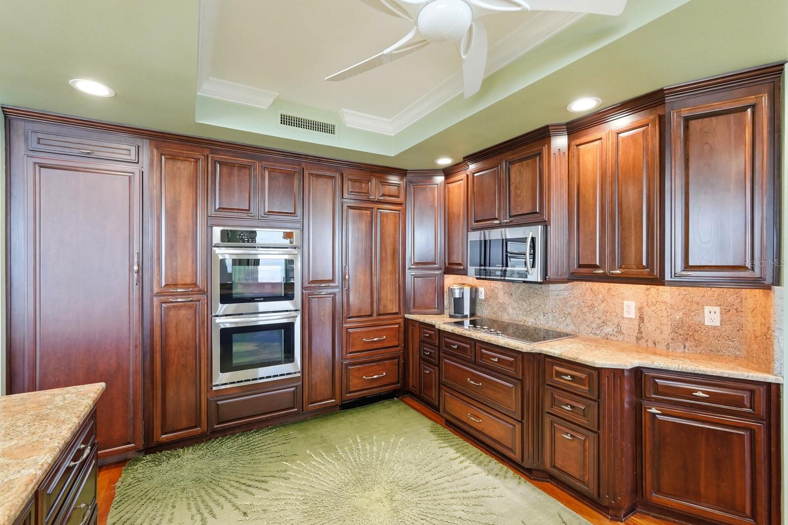 HAMMOCK DUNES - Residential