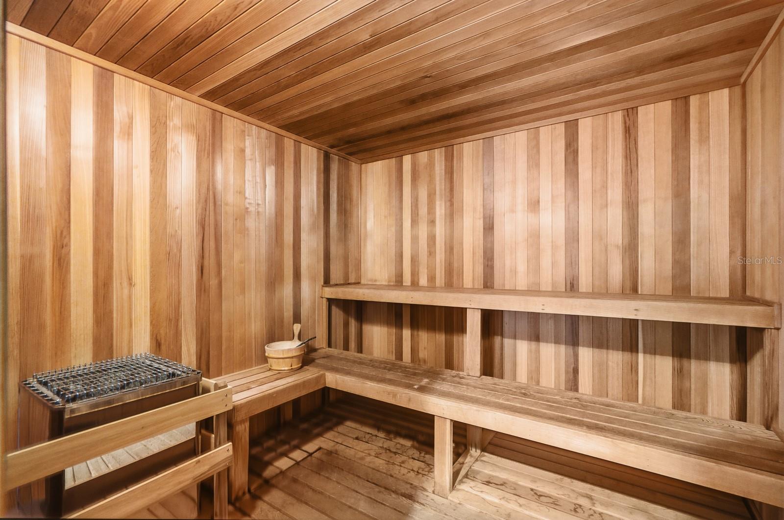 HAMMOCK DUNES - Residential