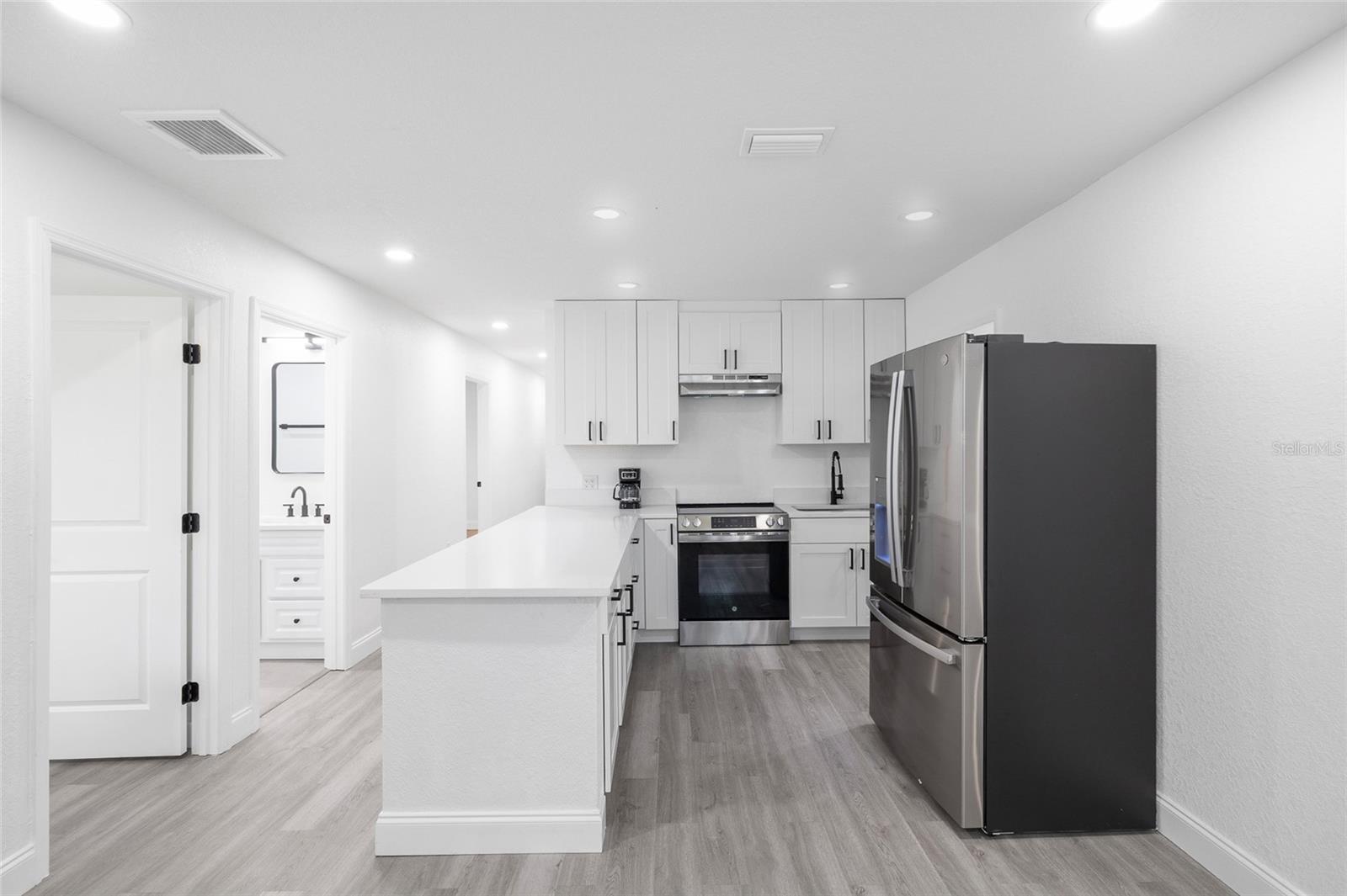 WEST PORT - Residential