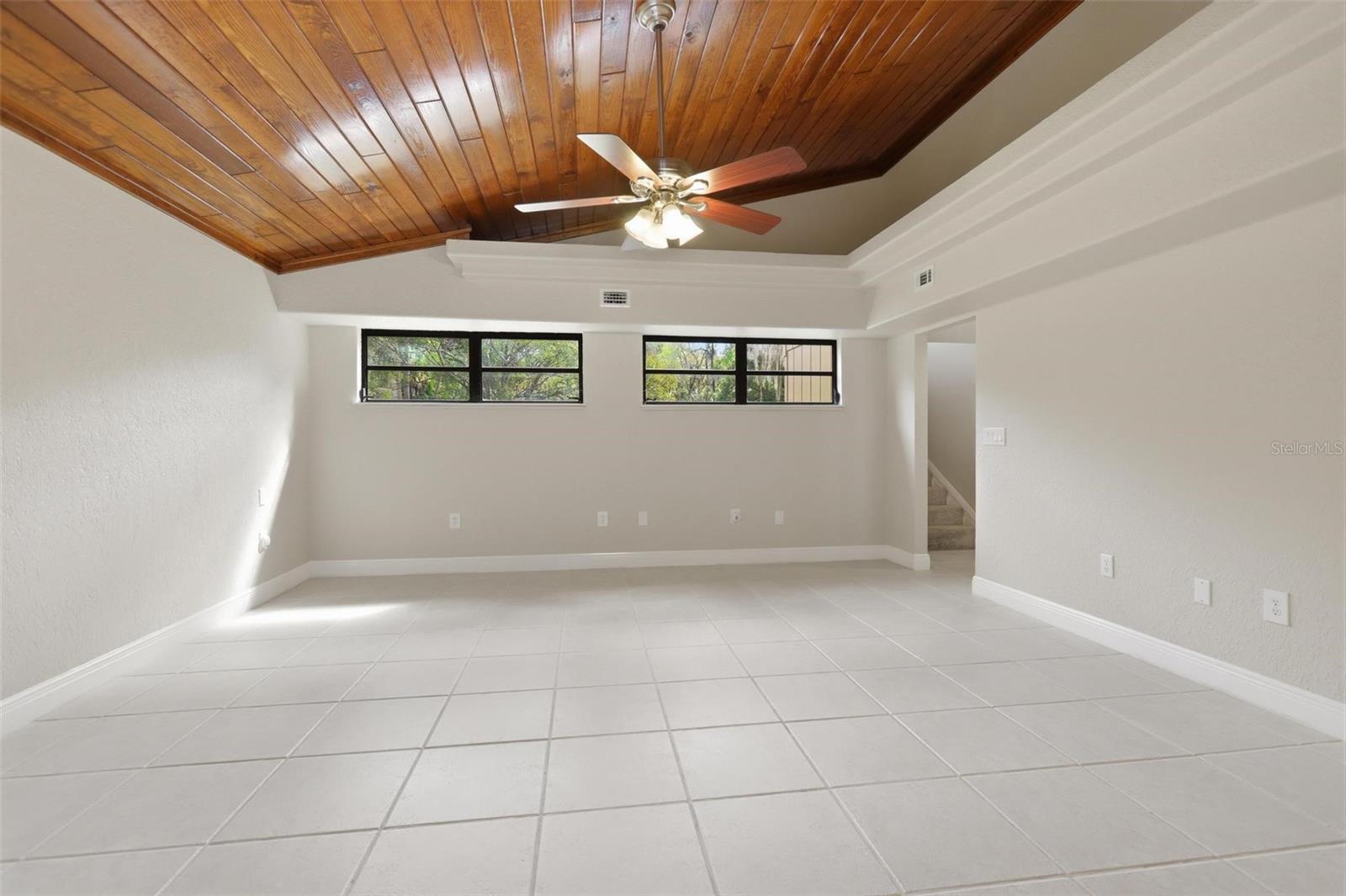 NORRIS SUB DUPONT & GAUDRY GRANT - Residential