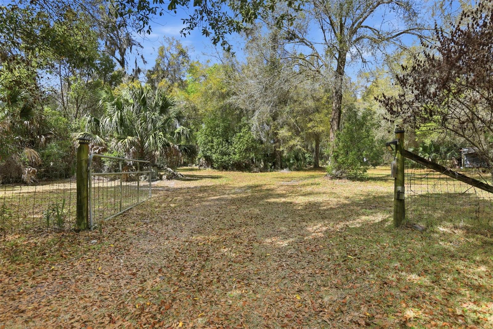 NORRIS SUB DUPONT & GAUDRY GRANT - Residential