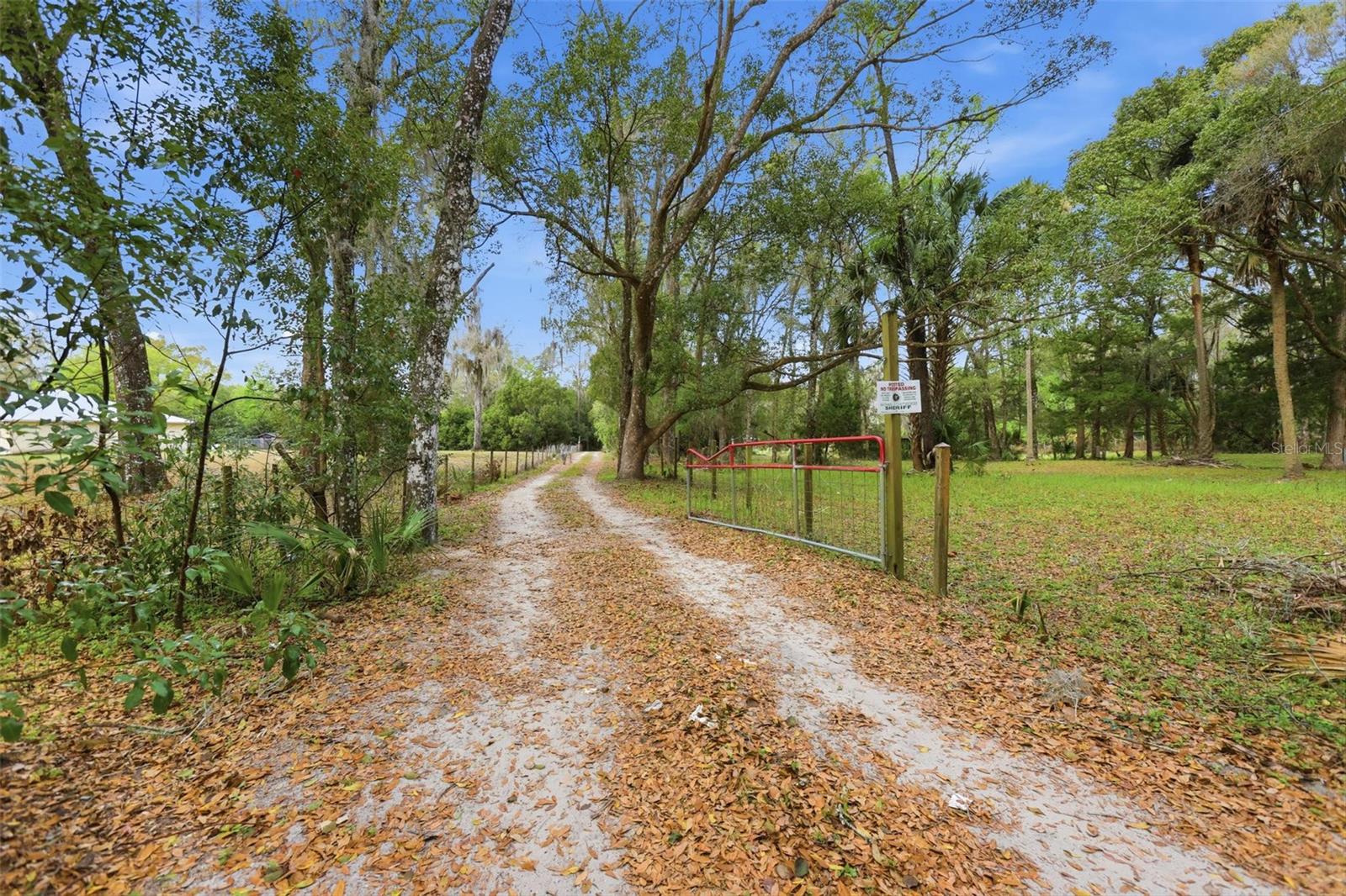 NORRIS SUB DUPONT & GAUDRY GRANT - Residential