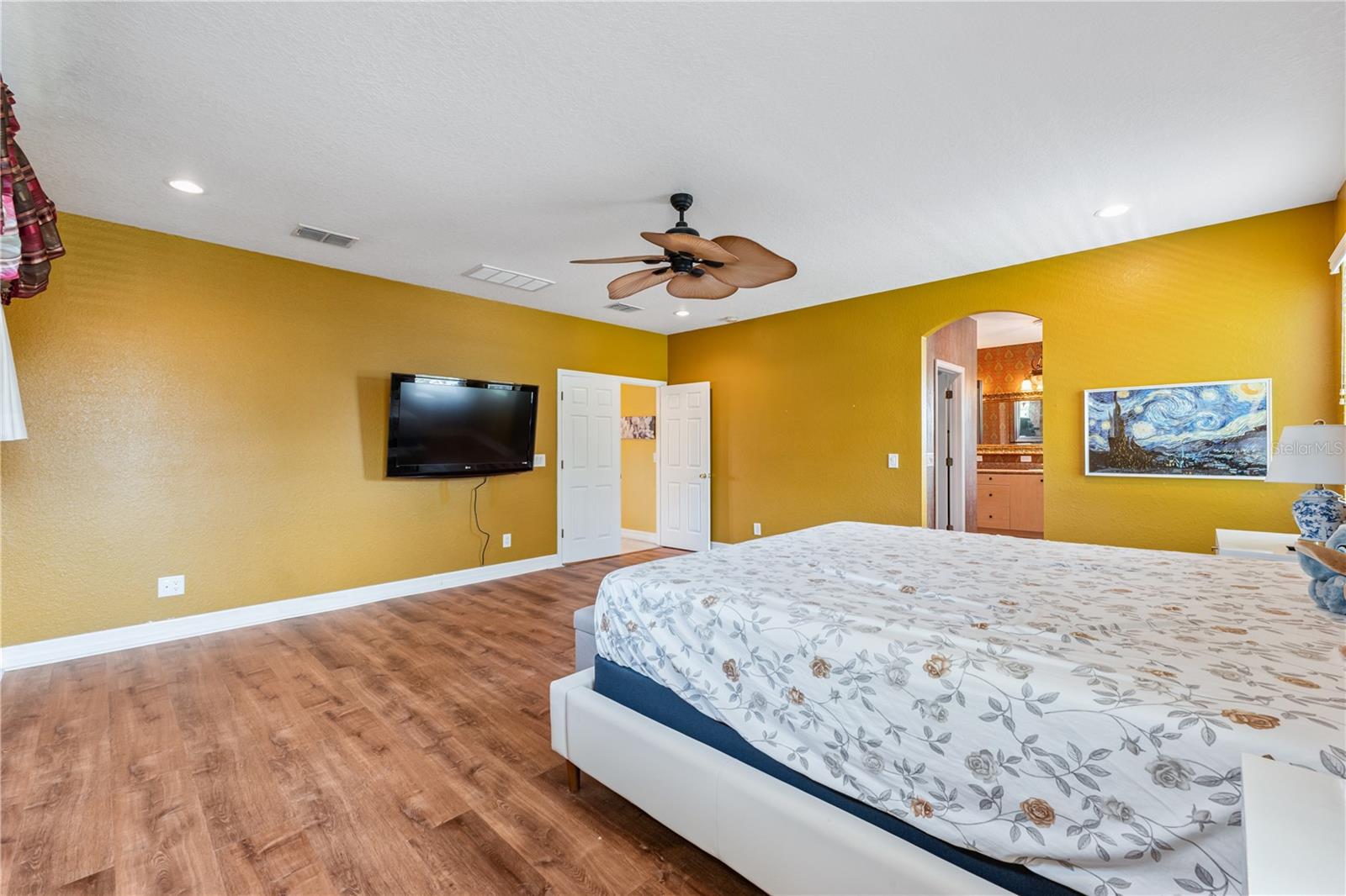 BOCA CIEGA CLUB - Residential