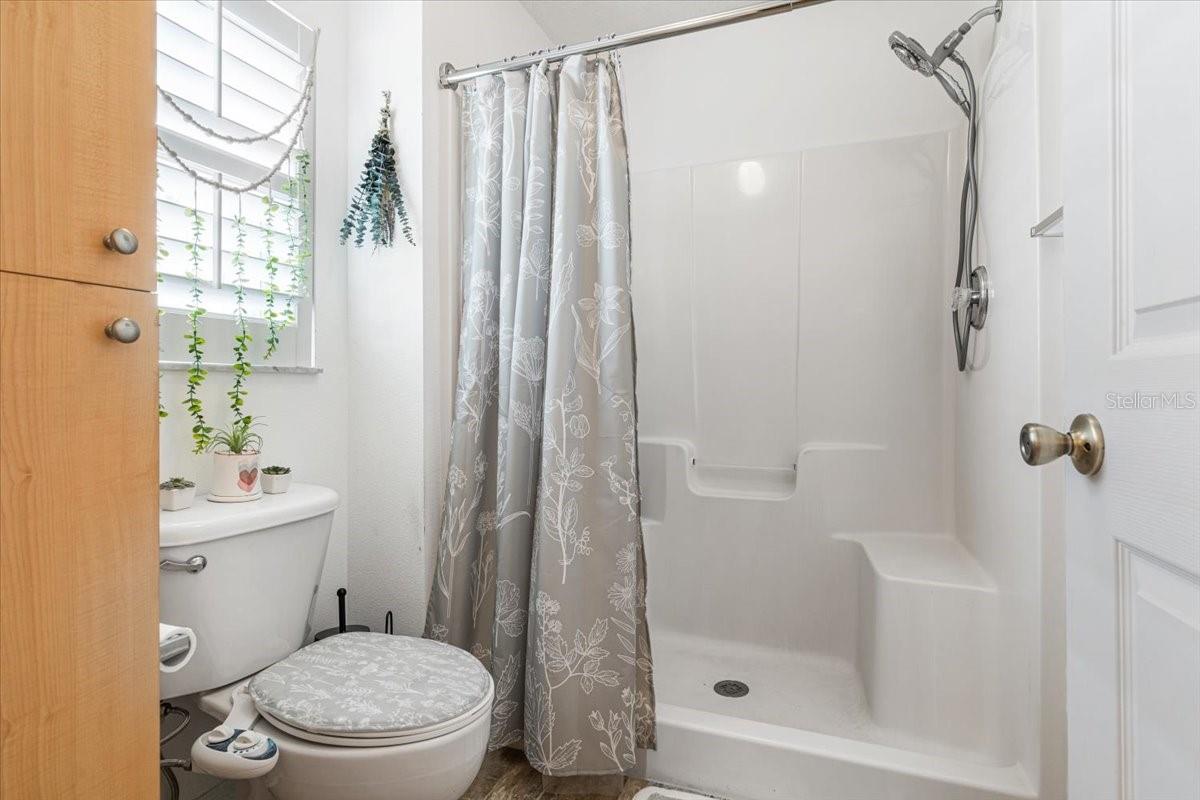 SPANISH LAKES ONE LEASEHOLD ESTATES - Residential