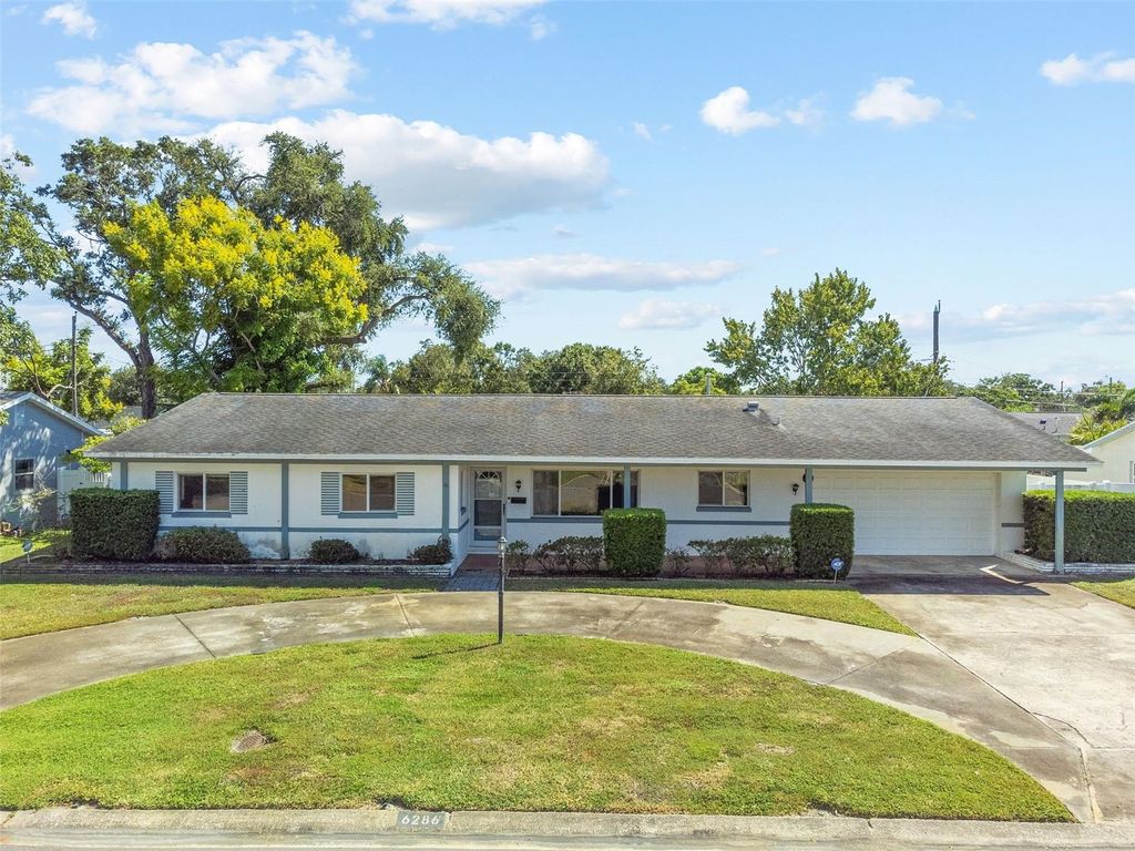 Photo of 6286 23rd Terrace N, St Petersburg, FL 33710 (MLS # TB8437671)