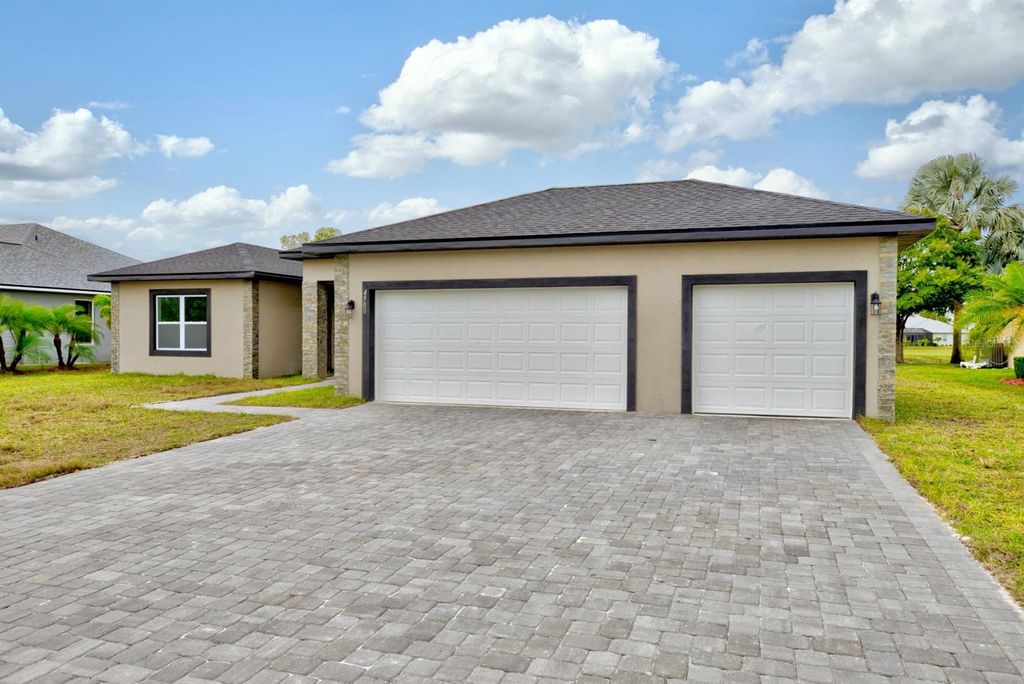 Photo of 4900 Myrtle Beach Drive, Sebring, FL 33872 (MLS # L4957152)