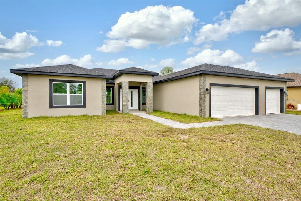 Photo of 4900 Myrtle Beach Drive, Sebring, FL 33872 (MLS # L4957152)