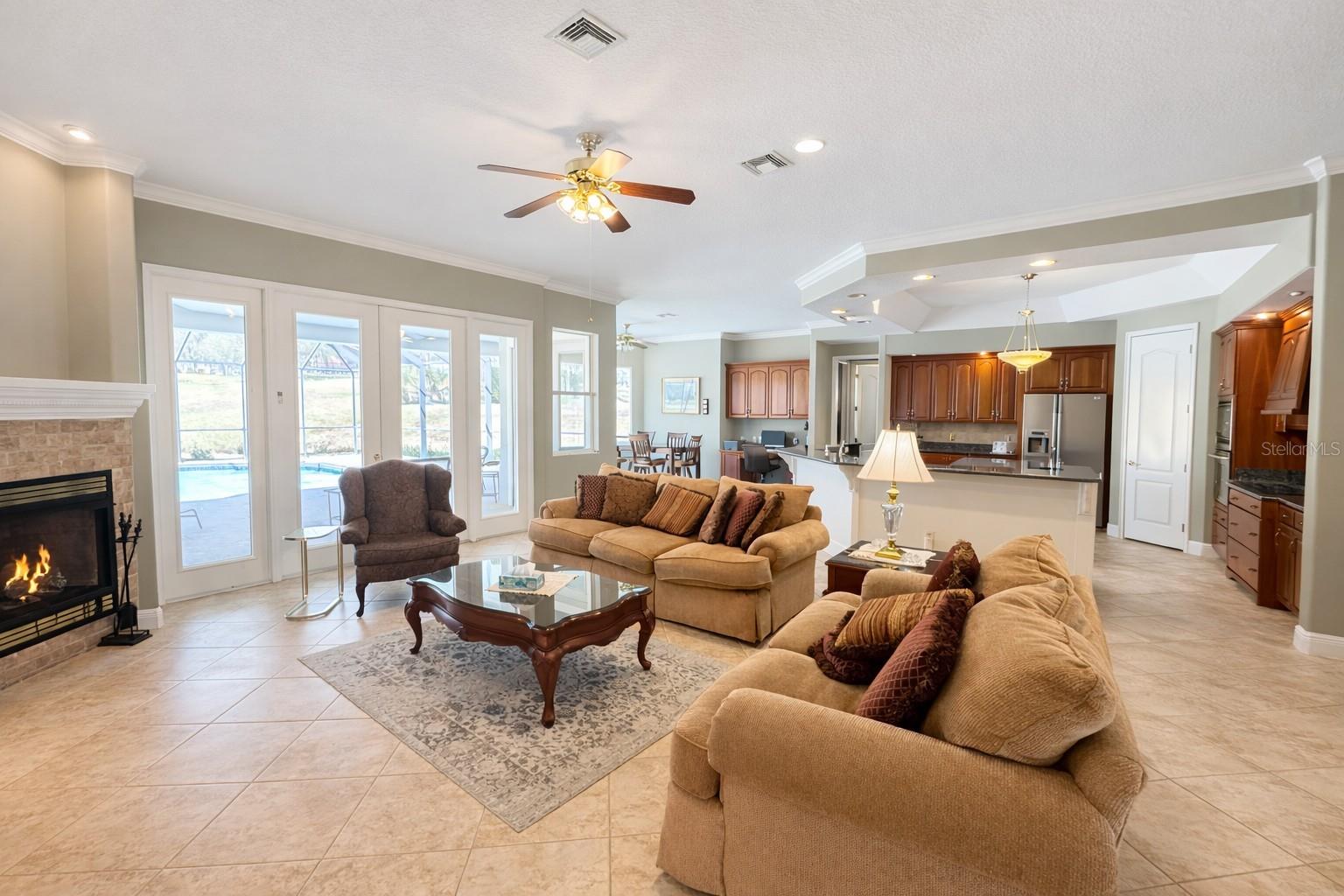 HARBOR HILLS - Residential