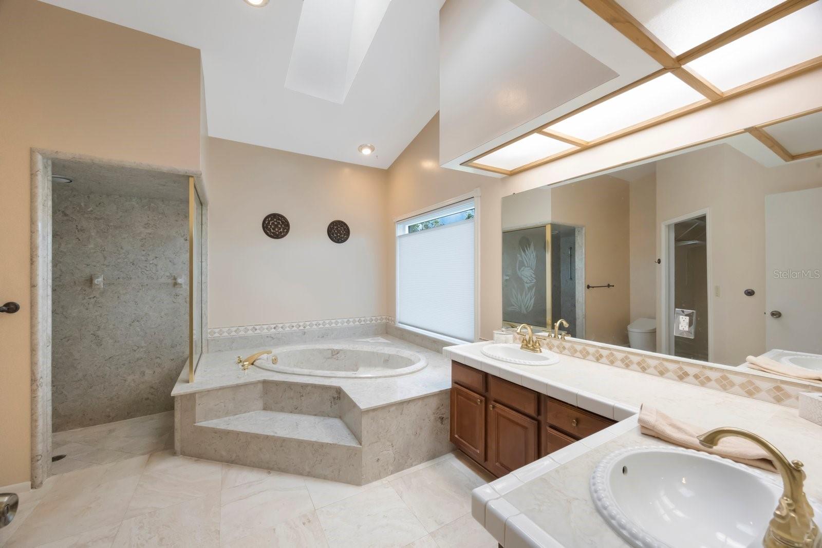 KENSINGTON OAKS - Residential