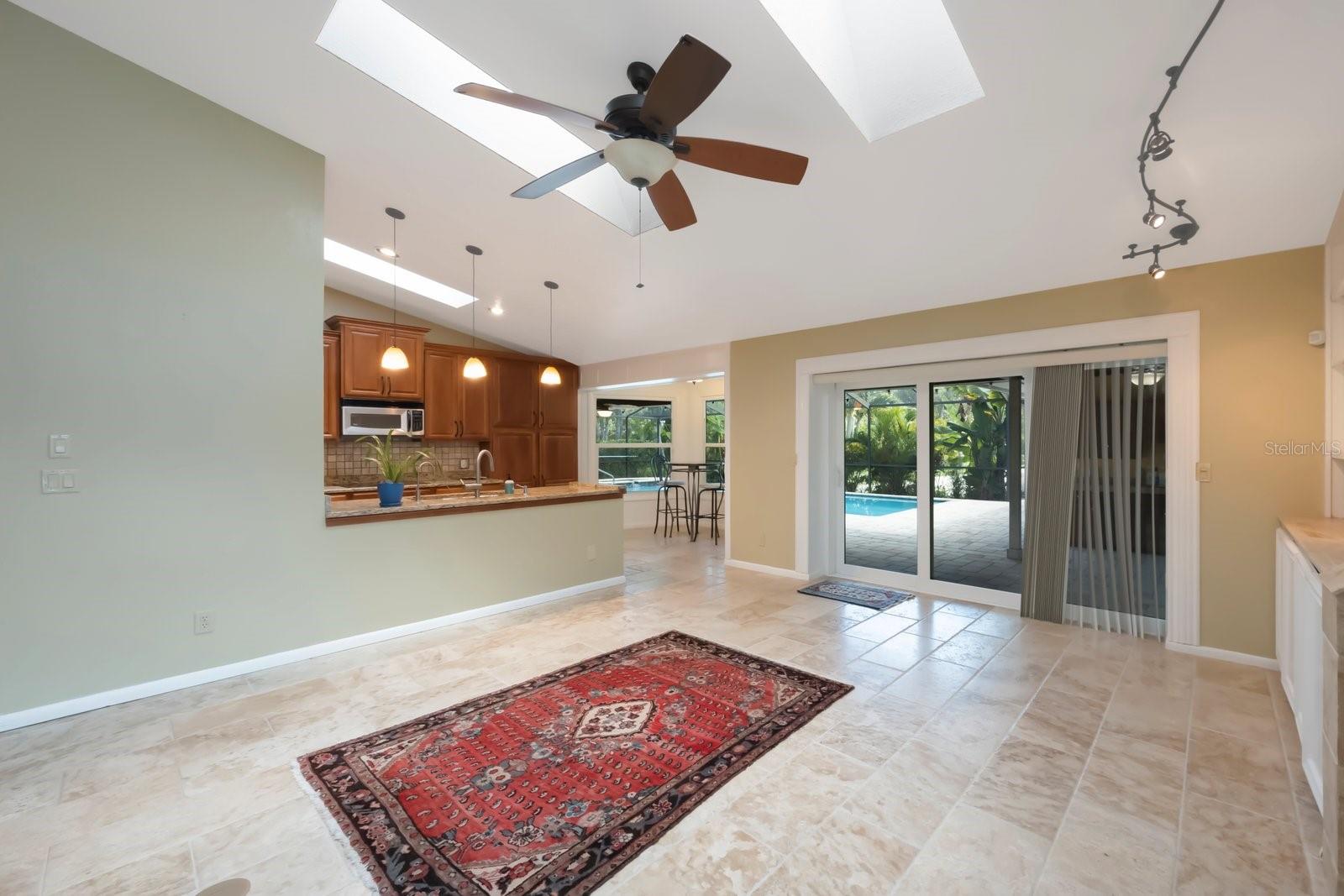 KENSINGTON OAKS - Residential