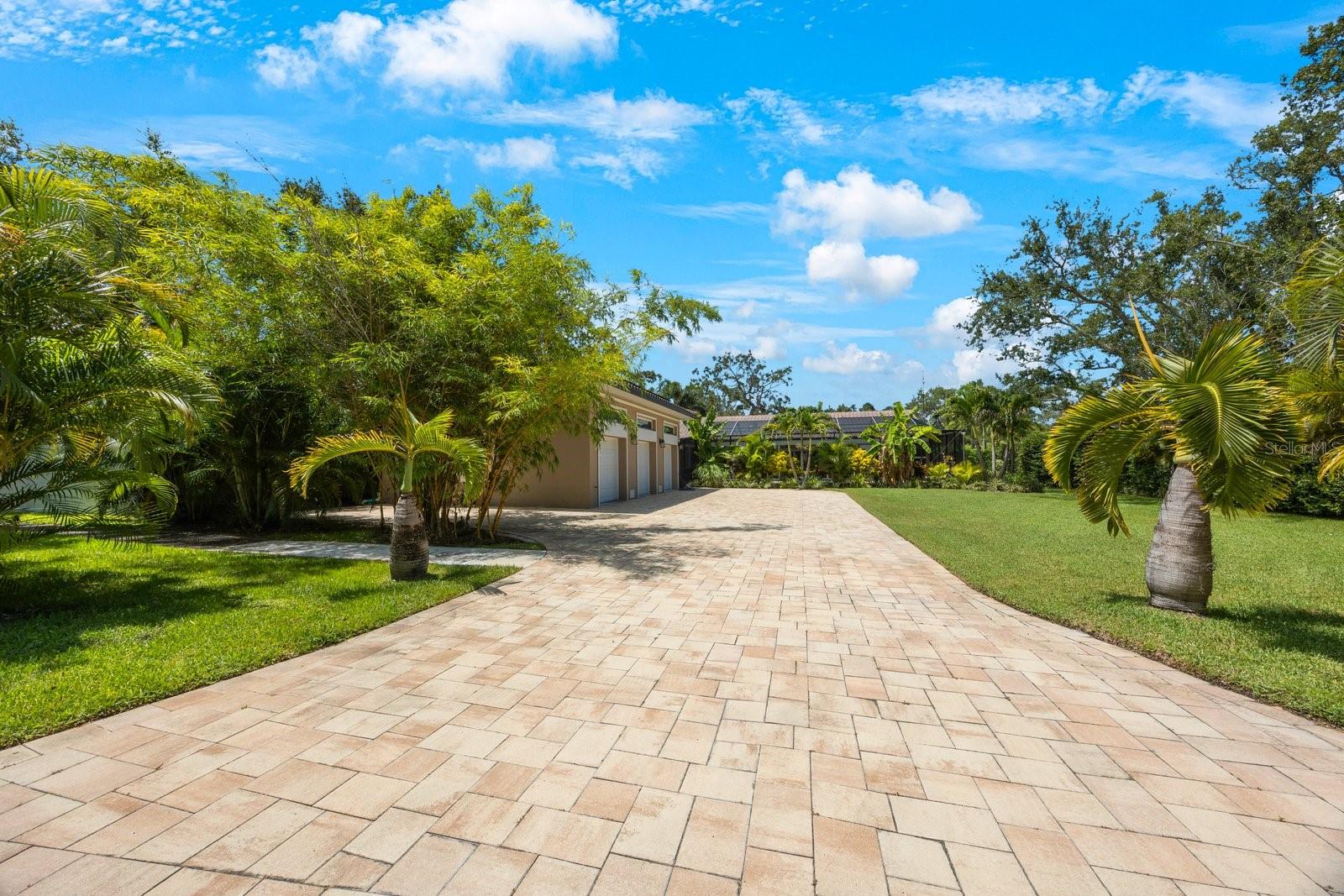 KENSINGTON OAKS - Residential