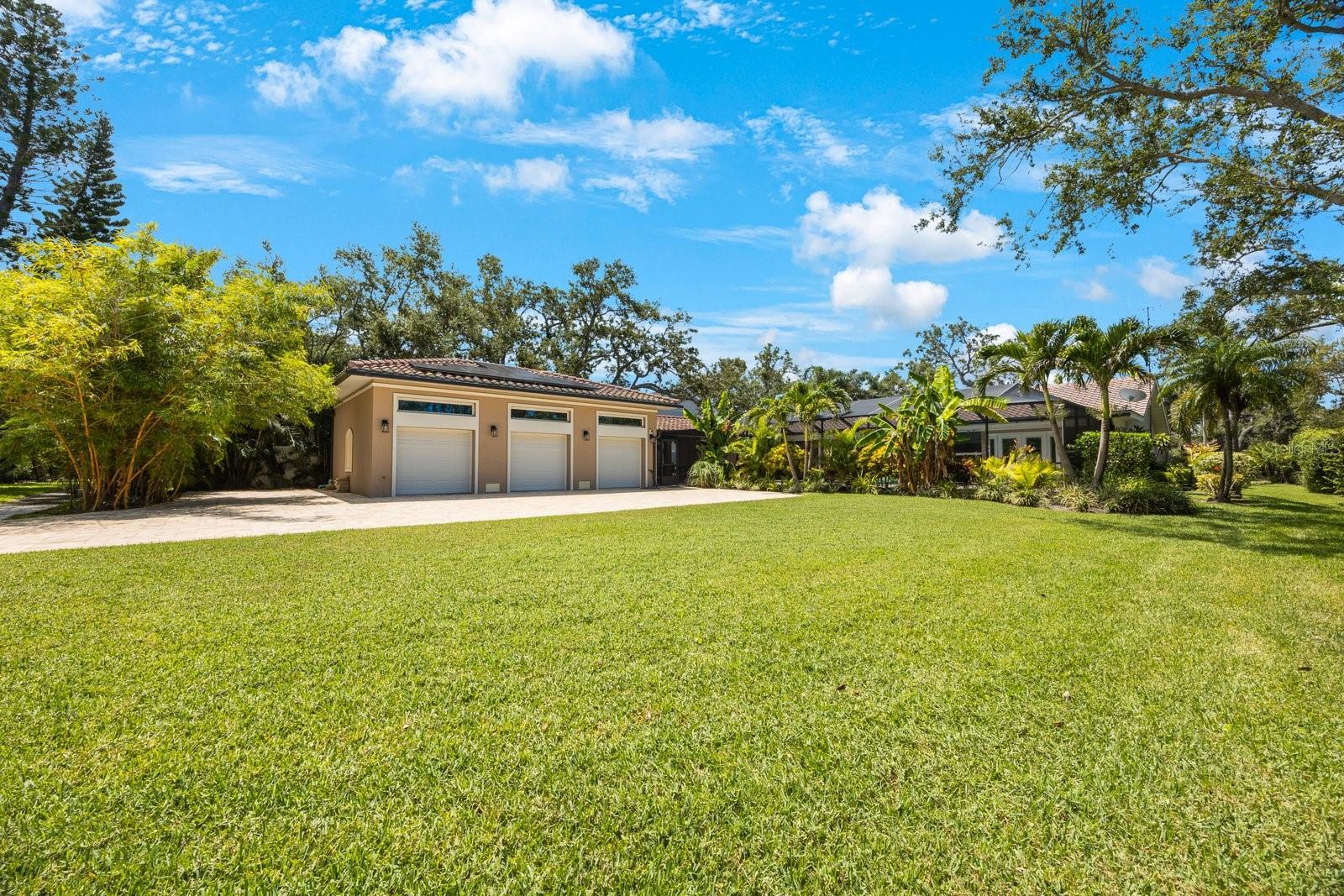 KENSINGTON OAKS - Residential