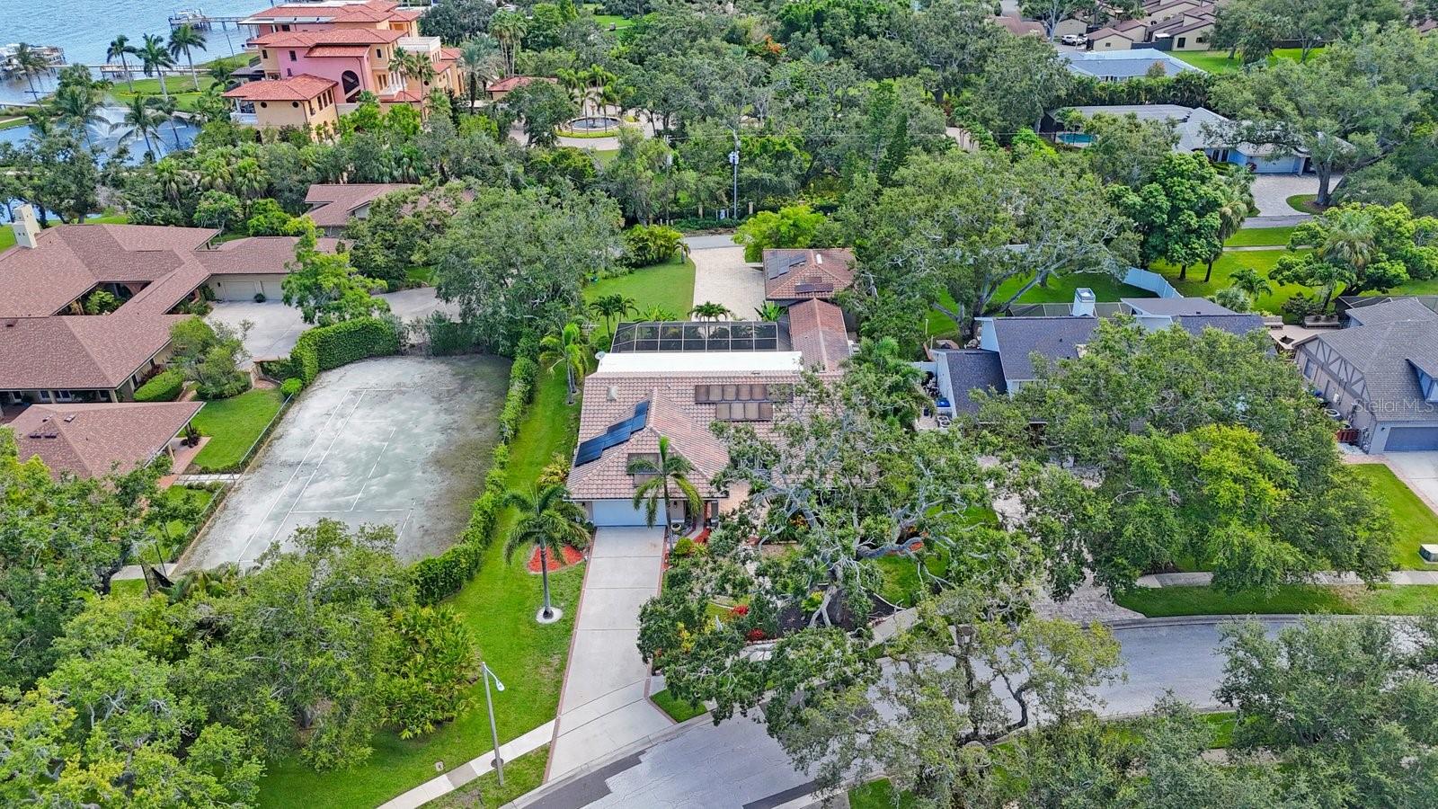 KENSINGTON OAKS - Residential