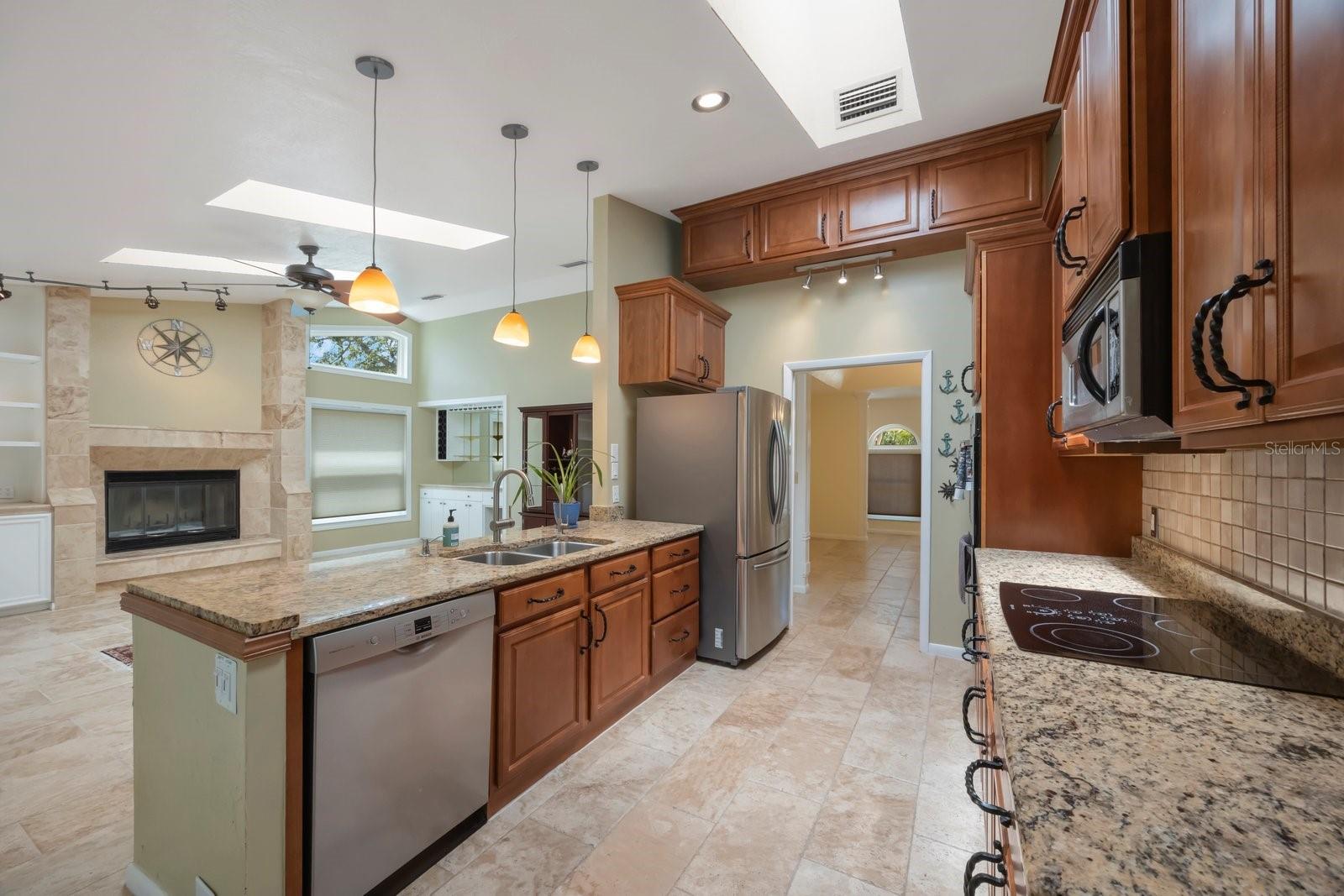 KENSINGTON OAKS - Residential