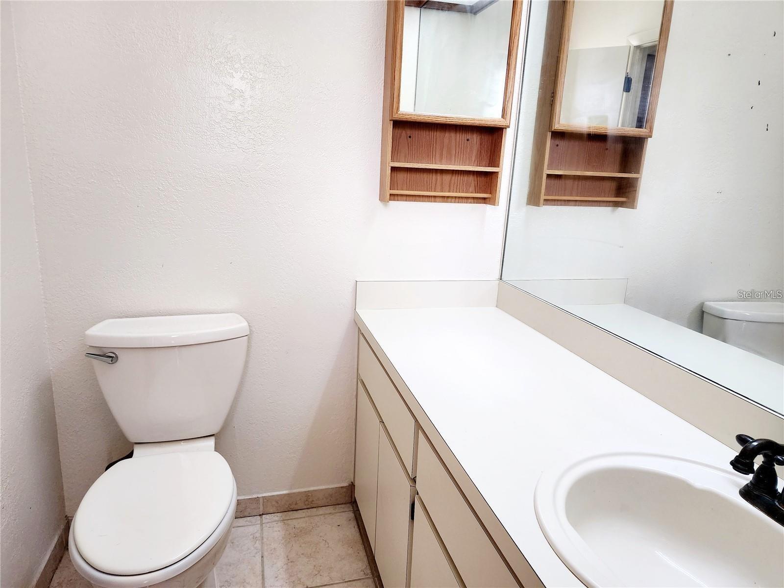 FOUNTAINS CONDO - Residential Lease