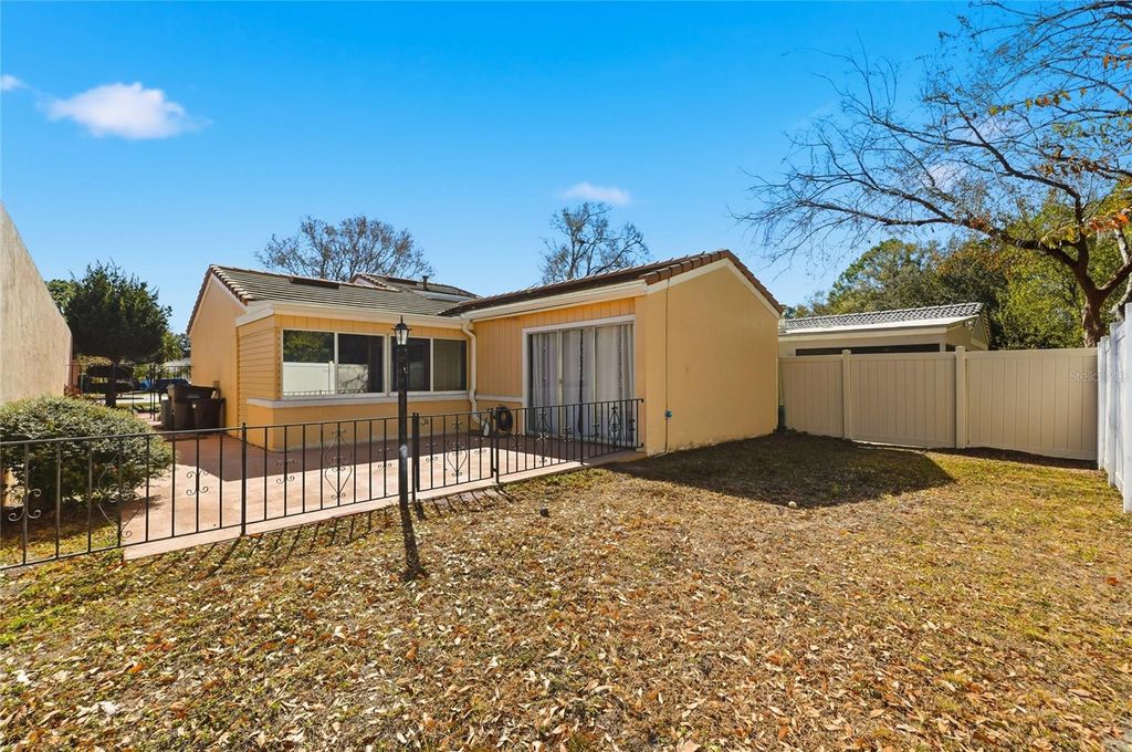 Photo of 109 Las Flores, Winter Haven, FL 33884 (MLS # L4959105)