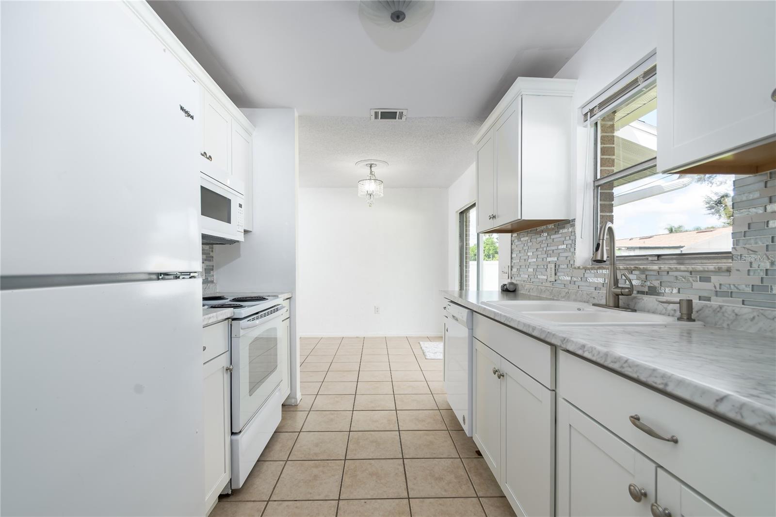 MANATEE PALMS UNIT TWO - Residential