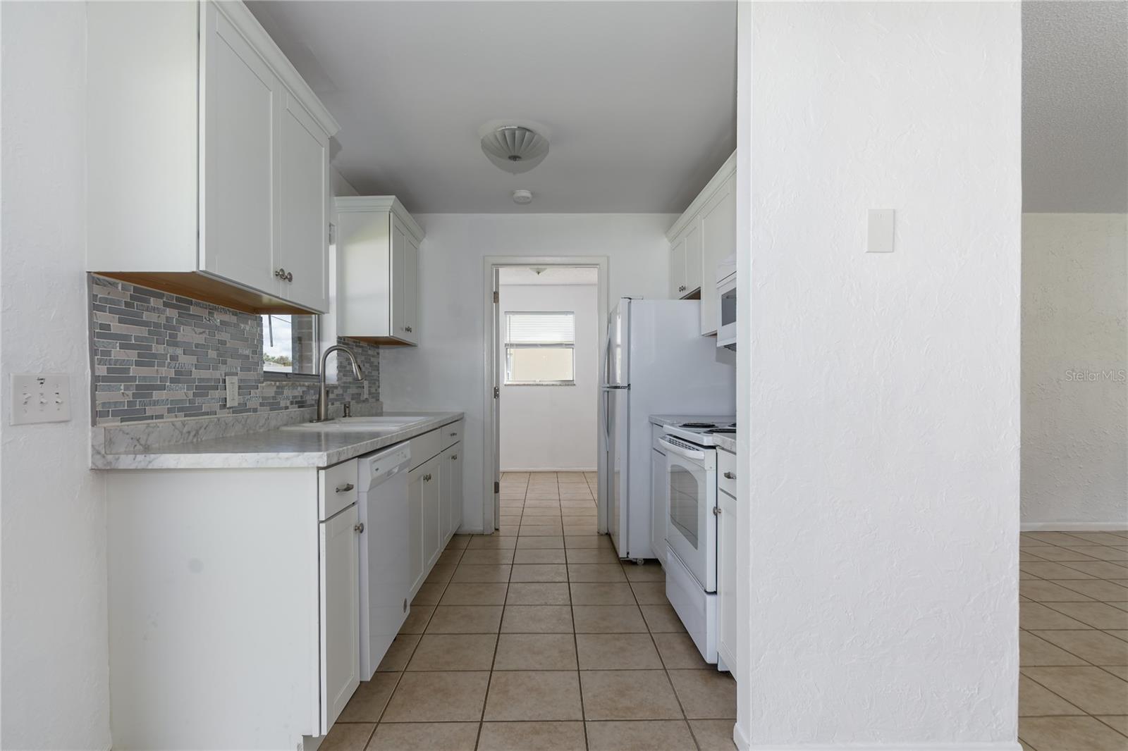 MANATEE PALMS UNIT TWO - Residential