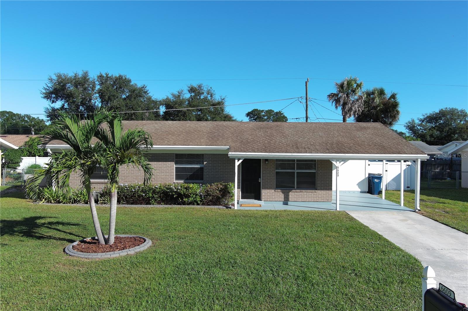 MANATEE PALMS UNIT TWO - Residential
