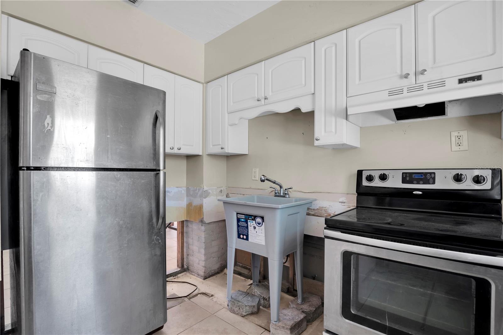 SNELL GARDENS SUB - Residential