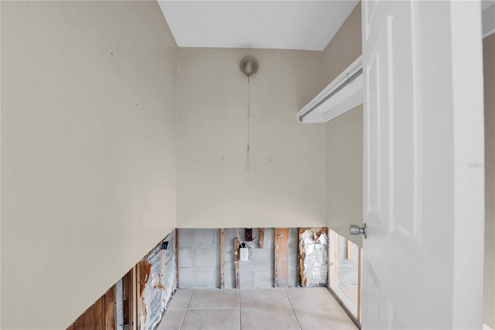SNELL GARDENS SUB - Residential