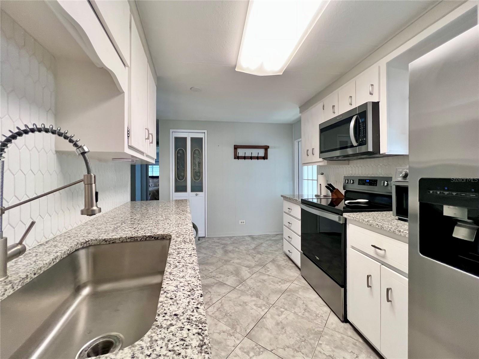 FAIRWAY VILLAGE MOBILE HOME PARK UNREC - Residential