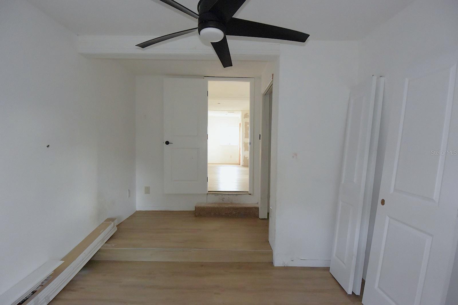 BACK BAY MANOR 3 - Residential