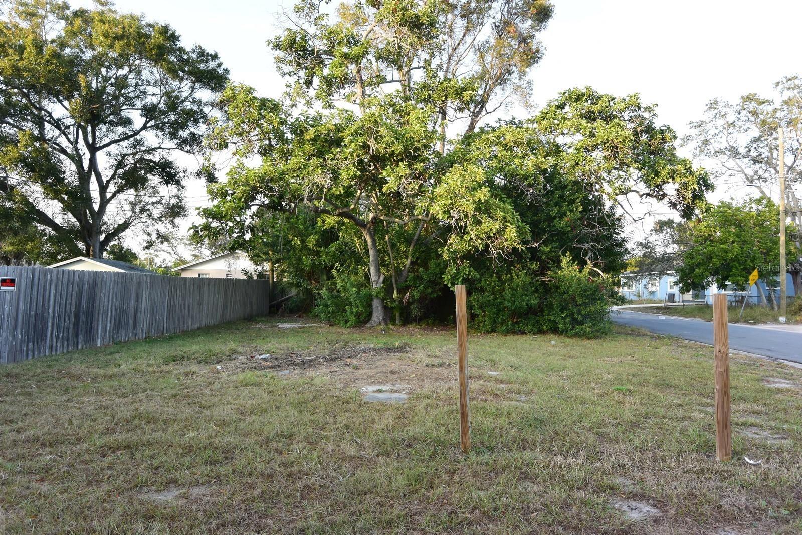 BACK BAY MANOR 3 - Residential