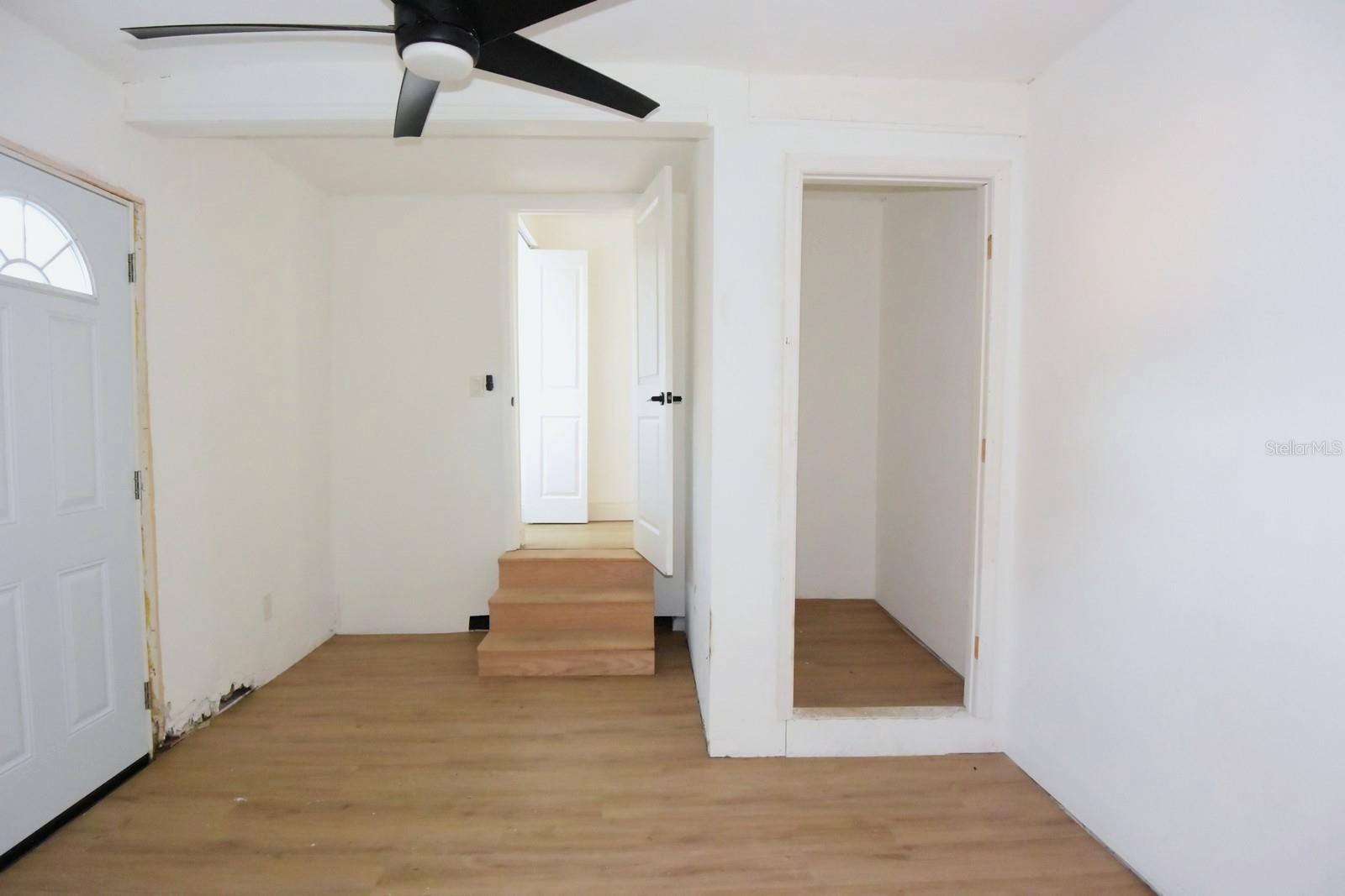 BACK BAY MANOR 3 - Residential