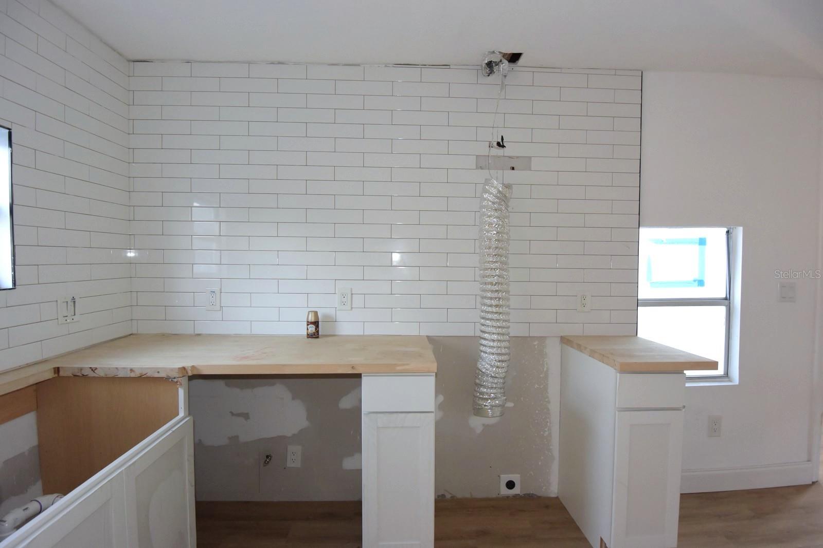 BACK BAY MANOR 3 - Residential