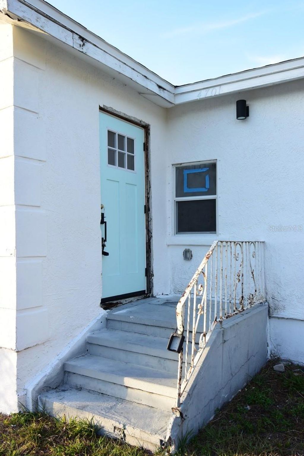 Photo of 4701 17th Avenue S, St Petersburg, FL 33711 (MLS # W7882271)