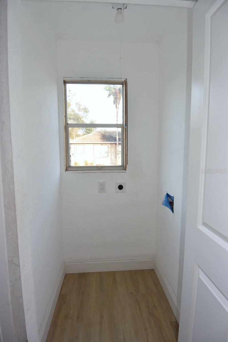 BACK BAY MANOR 3 - Residential