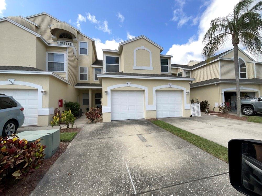 View LARGO, FL 33771 townhome