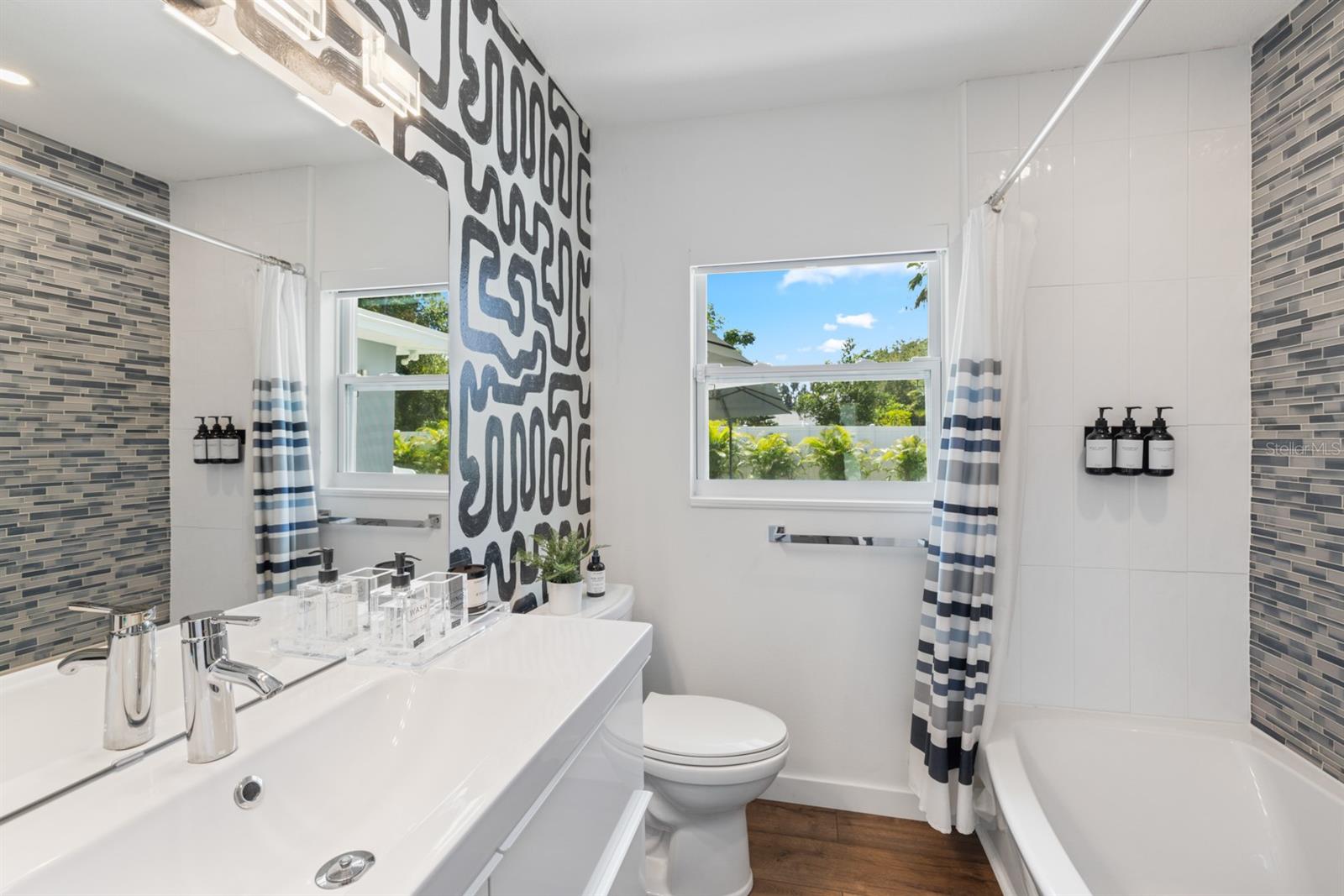 HIBISCUS PARK 2 - Residential