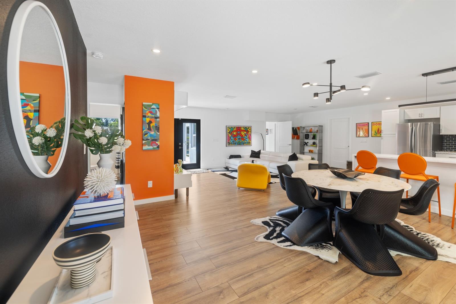 2160 SUNNYSIDE PLACE