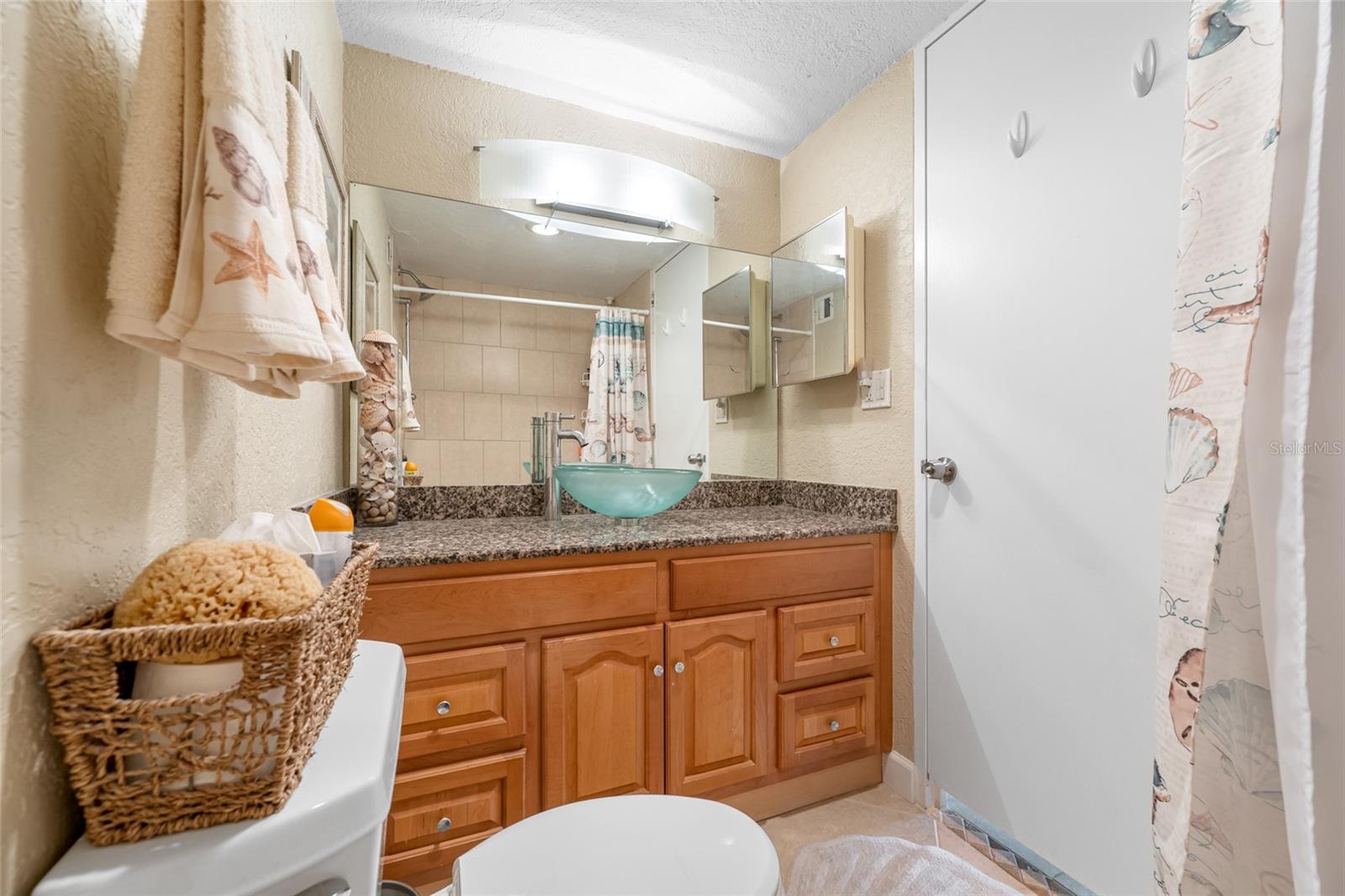 REGATTA BEACH CLUB CONDO - Residential