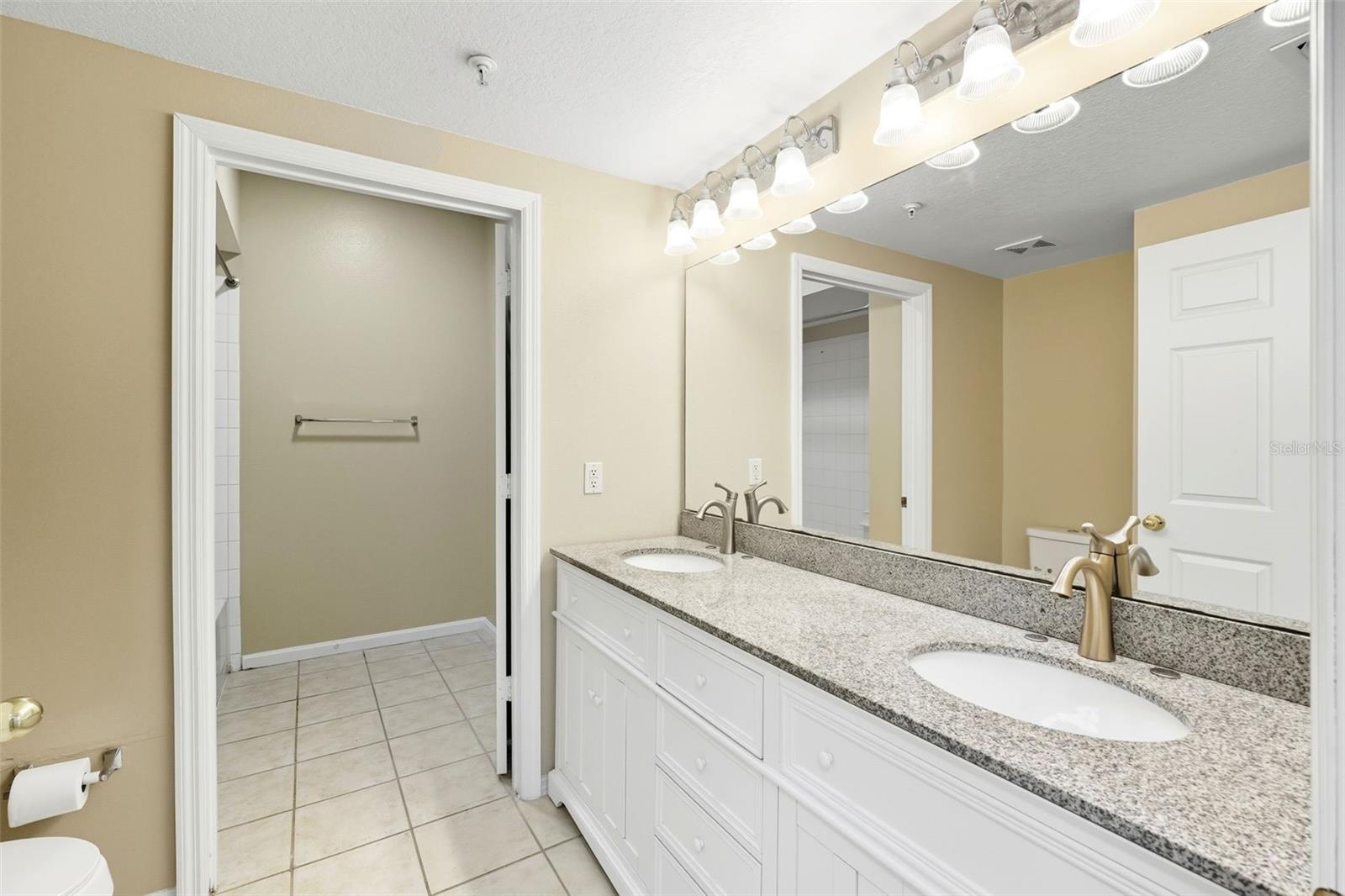 GEORGETOWN AT CELEBRATION CONDO - Residential