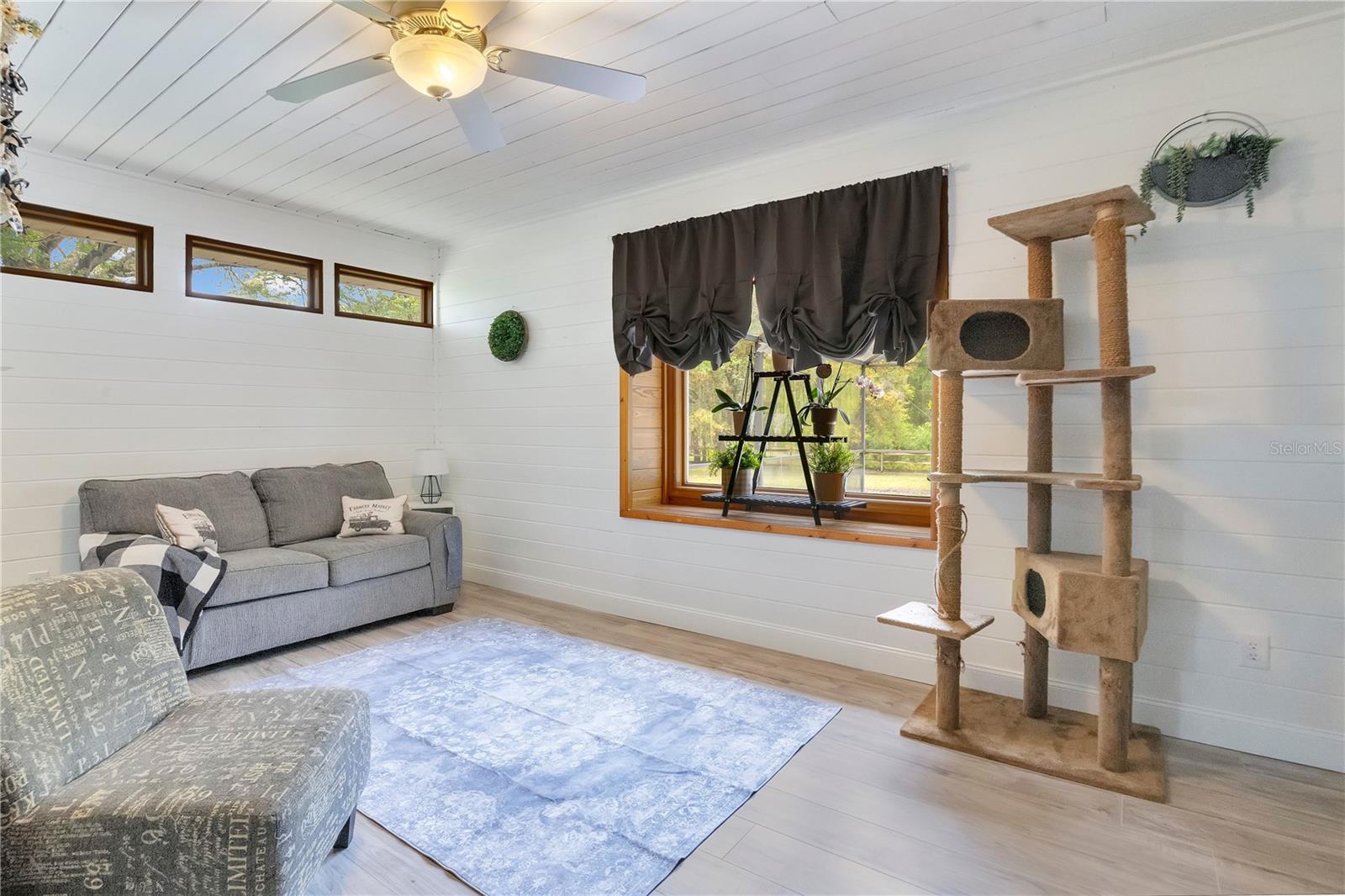 SPRING HOLLOW PH 01 - Residential