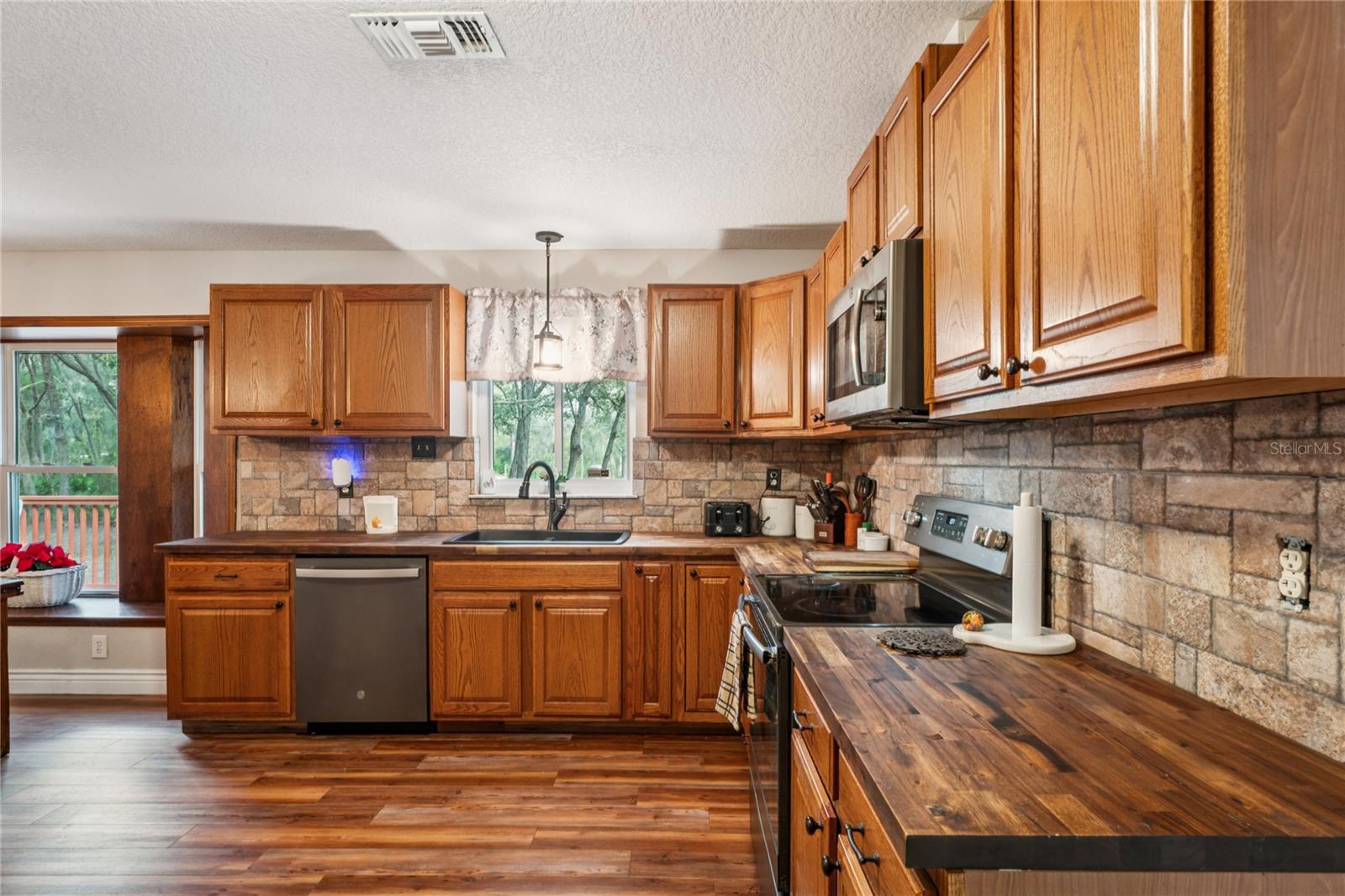 U S 19 11 ADD - Residential