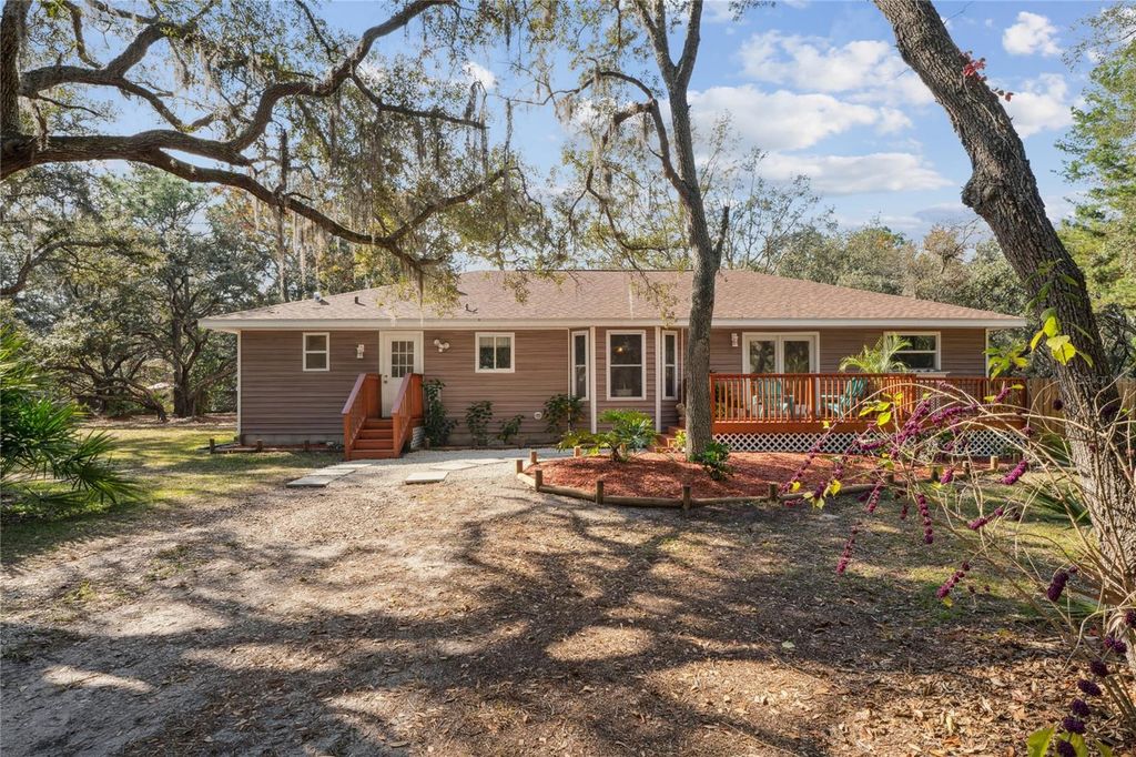 Photo of 11185 Cleever Street, Weeki Wachee, FL 34614 (MLS # W7881024)